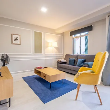 Lux Center 2 * Φουνκάλ